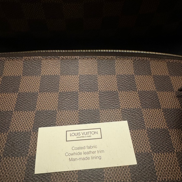 Louis Vuitton Neverfull MM insert pouchette. POUCHETTE ONLY. Bag is NOT INCLUDED - Picture 8 of 11